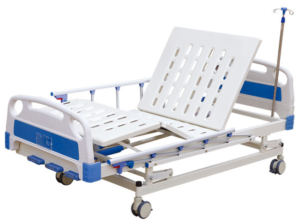 A03-Ⅲ-01 ABS 床头三摇升降床冲孔板双排轮